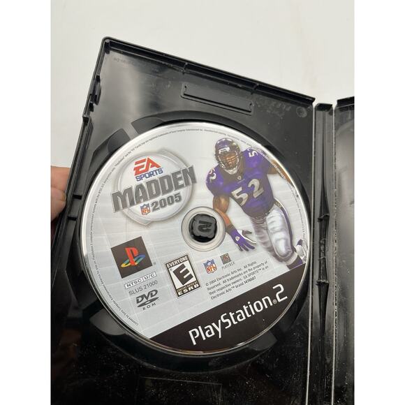 Madden NFL 2005 (Sony PlayStation 2, PS2, 2004) - Picture 1 of 2